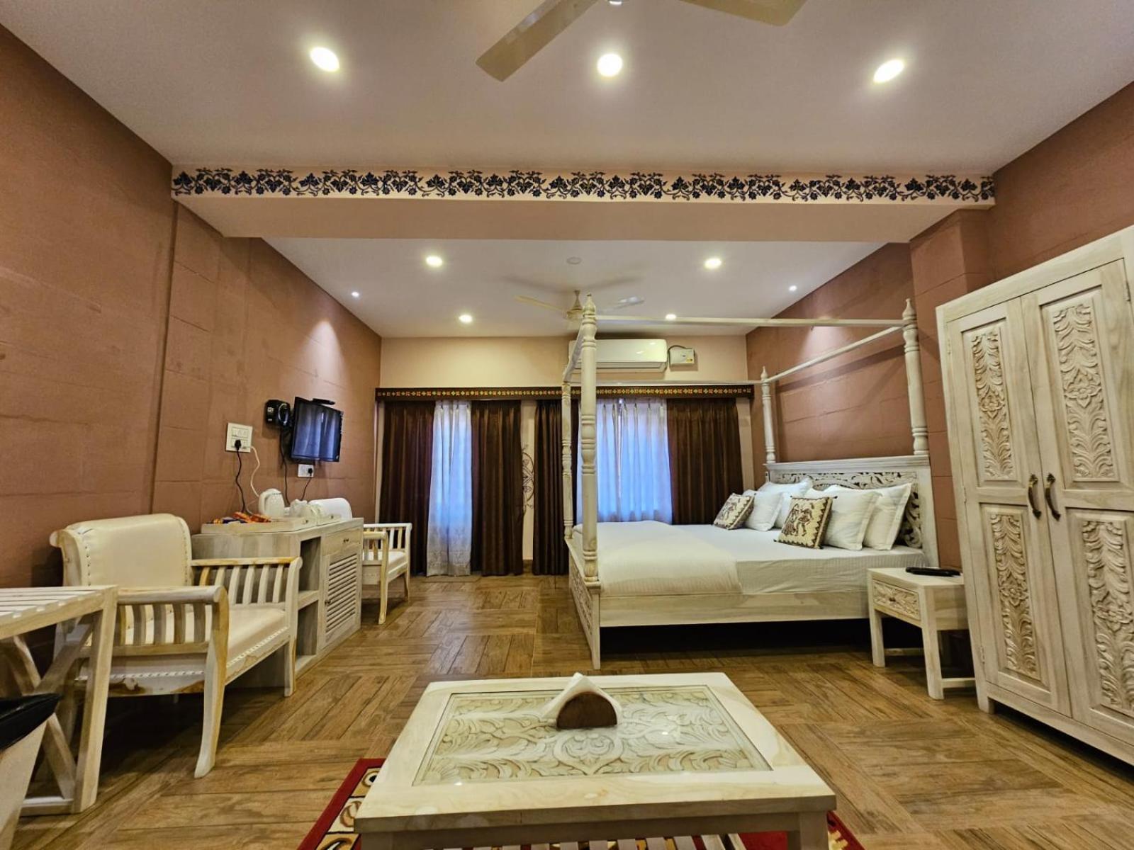 Khamma Heritage Jodhpur  Rum bild
